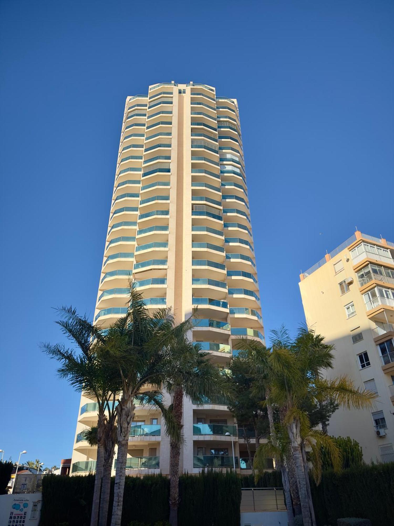 Esmeralda Suites Калпе Екстериор снимка