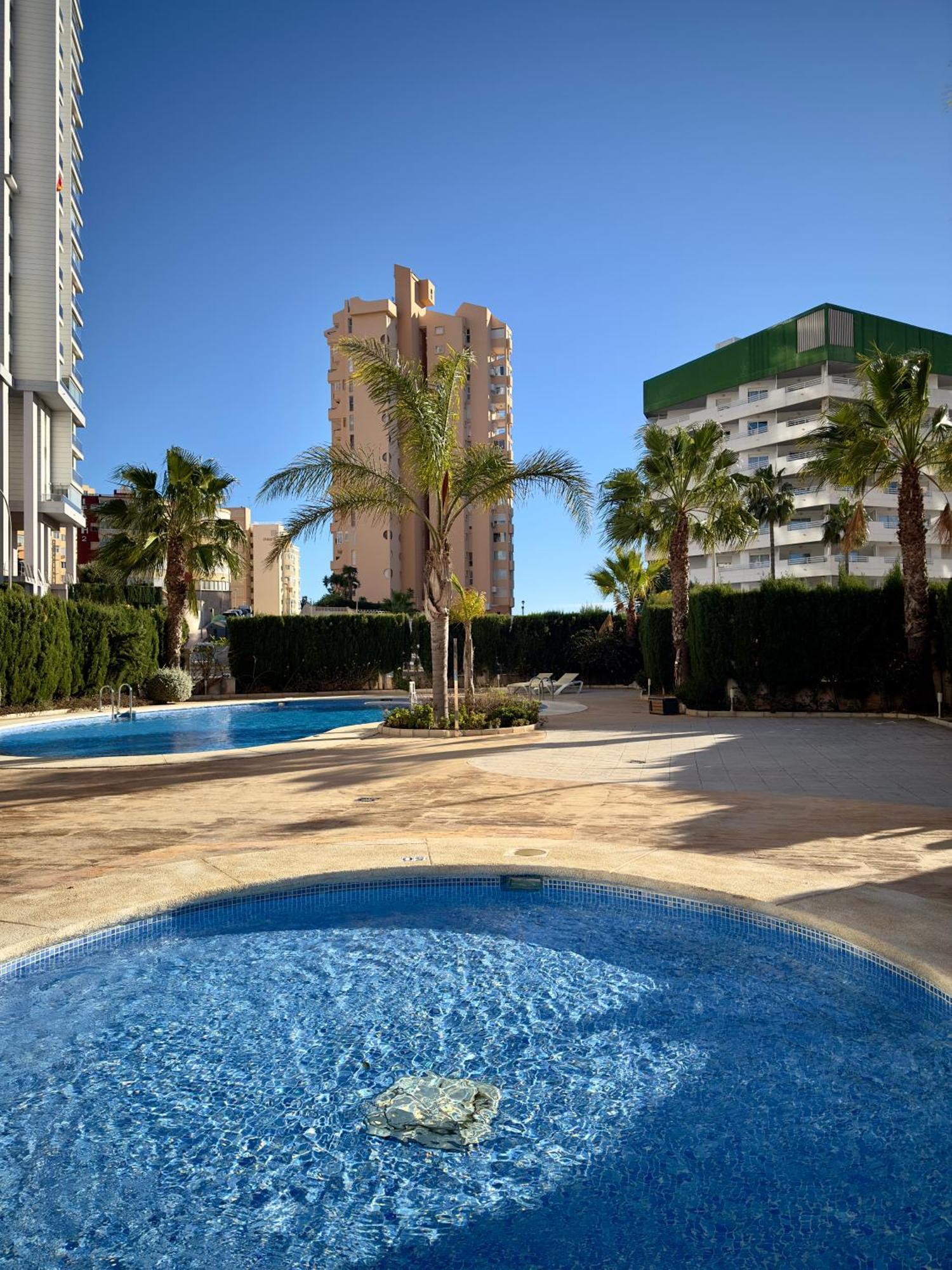 Esmeralda Suites Калпе Екстериор снимка