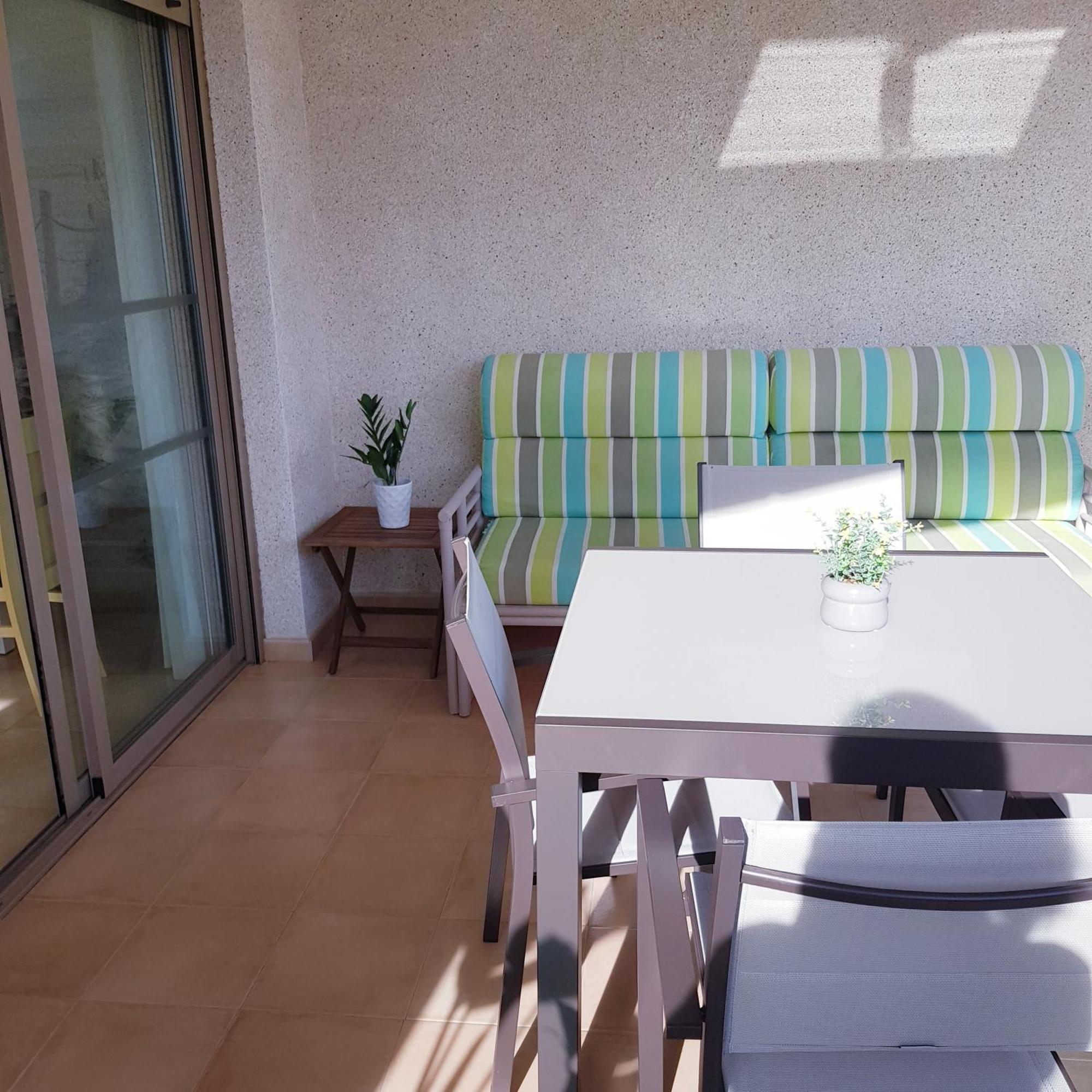 Esmeralda Suites Калпе Екстериор снимка