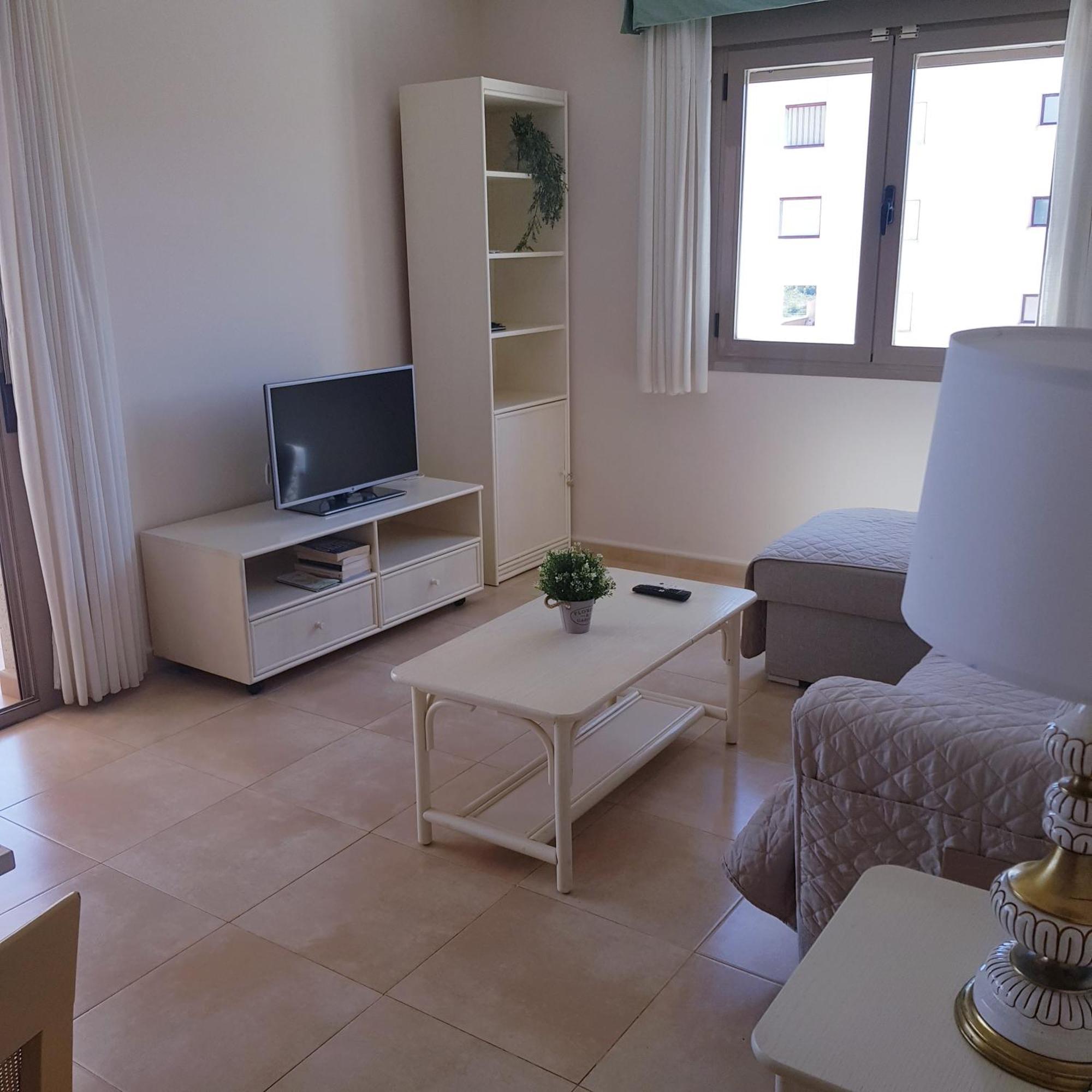 Esmeralda Suites Калпе Екстериор снимка
