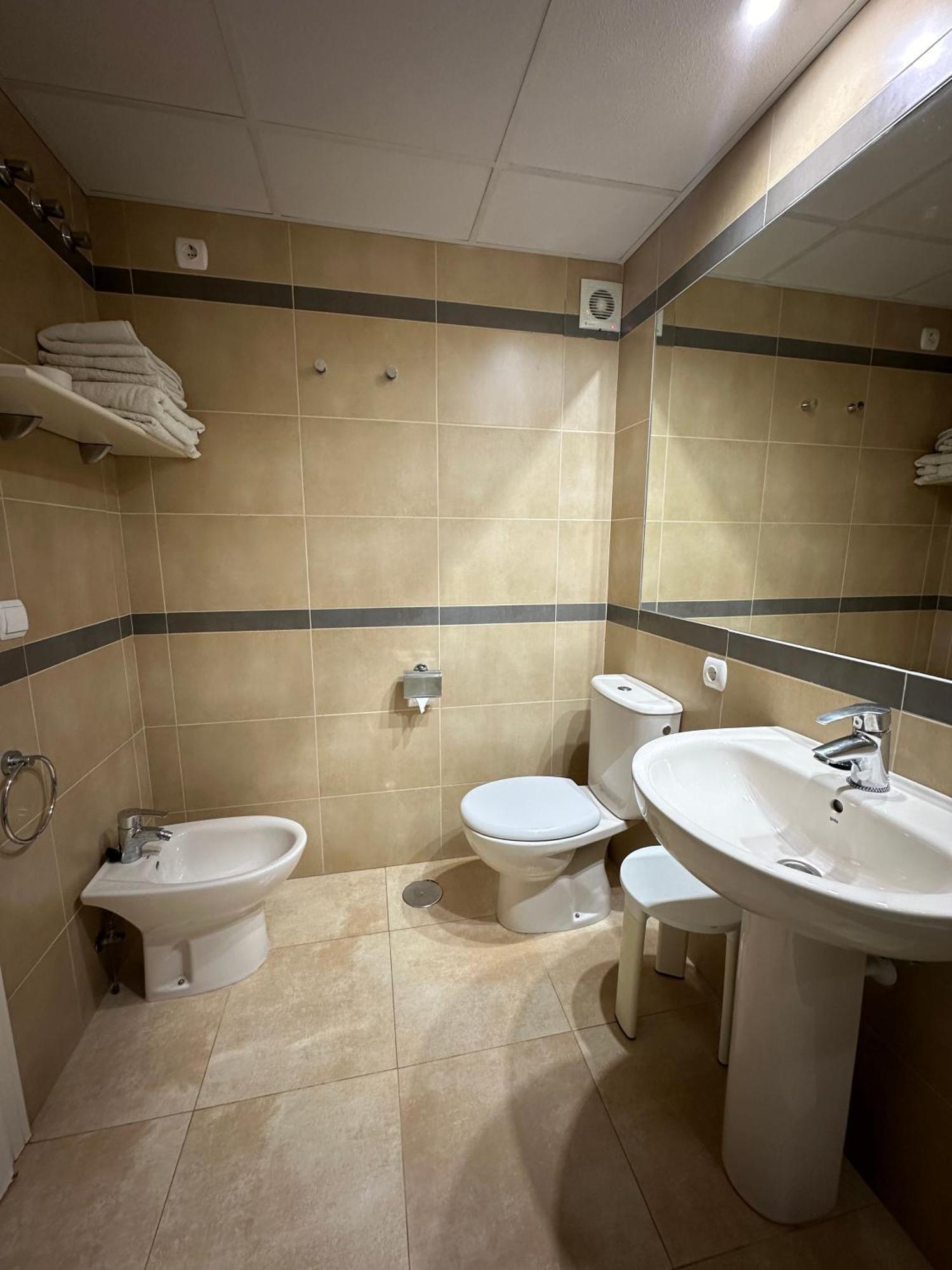 Esmeralda Suites Калпе Екстериор снимка